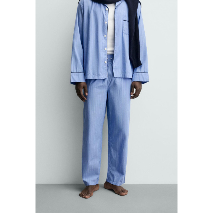 ПИЖАМА С КОНТРАСТНОЙ ОТДЕЛКОЙ