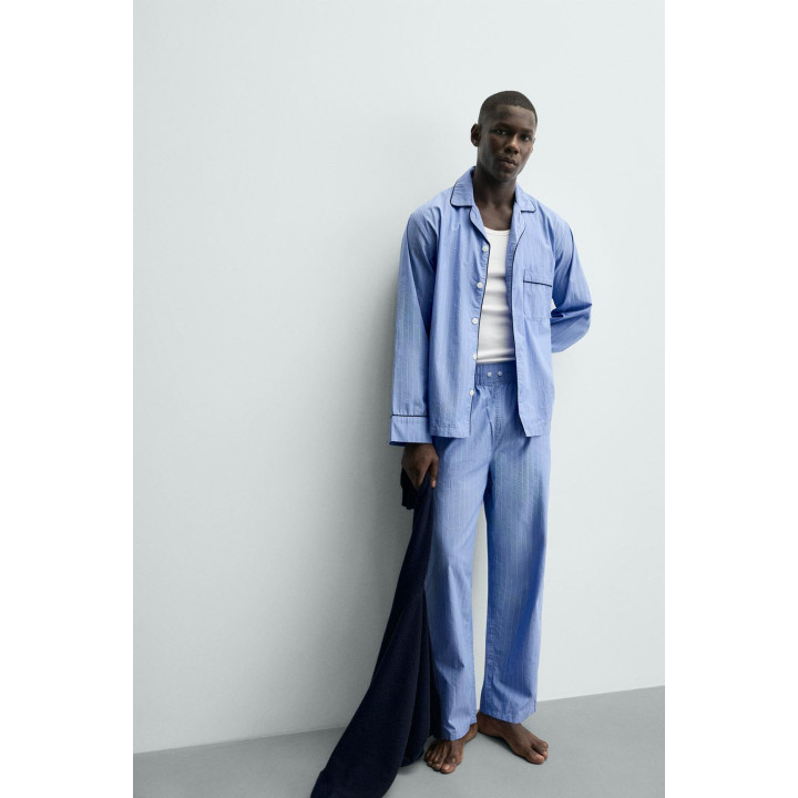 ПИЖАМА С КОНТРАСТНОЙ ОТДЕЛКОЙ