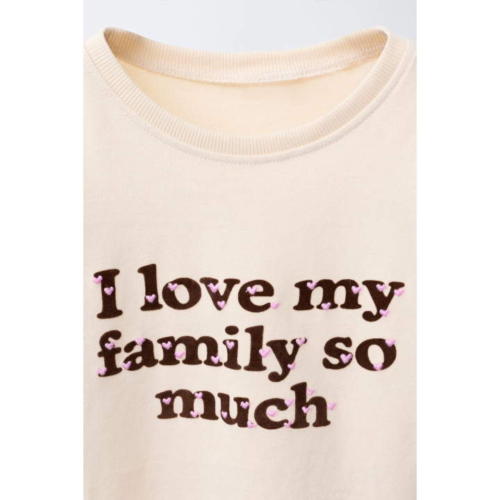 ФУТБОЛКА С РЕЛЬЕФНОЙ НАДПИСЬЮ