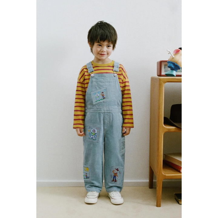 ФУТБОЛКА В ПОЛОСКУ