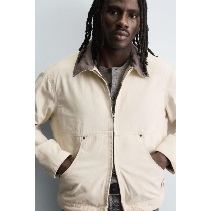 Куртка с контрастным воротником