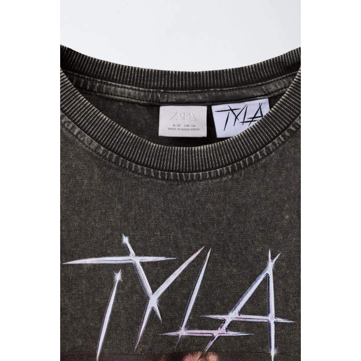 ФУТБОЛКА С ЭФФЕКТОМ ПОТЕРТОСТИ TYLA ©