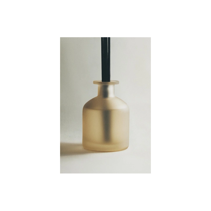 (230 ML) ORCHIDÉE LUMIÈRE REED DIFFUSERS