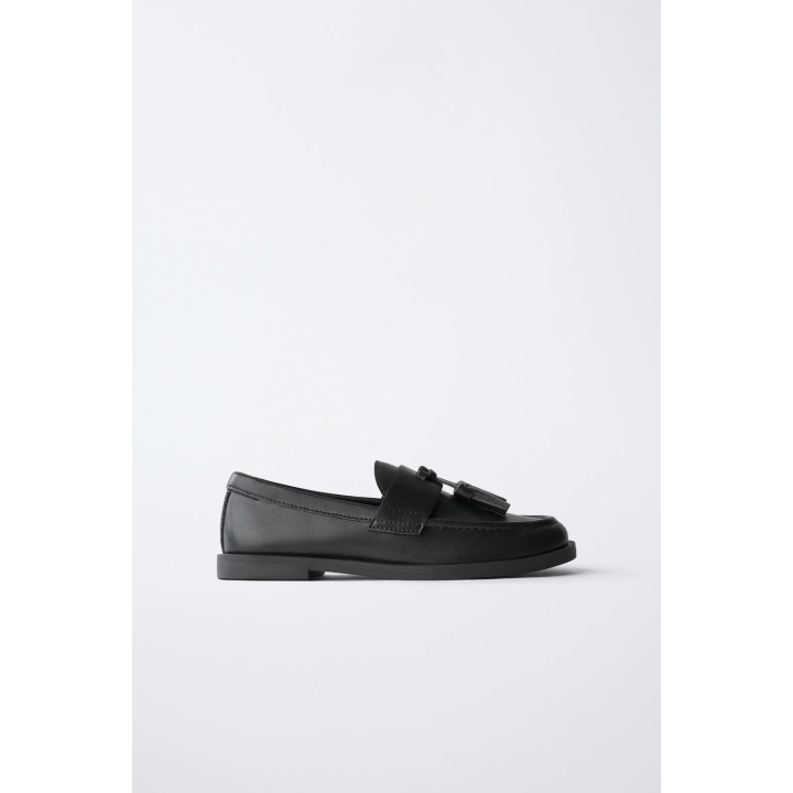 ЛОФЕРЫ С КИСТОЧКАМИ