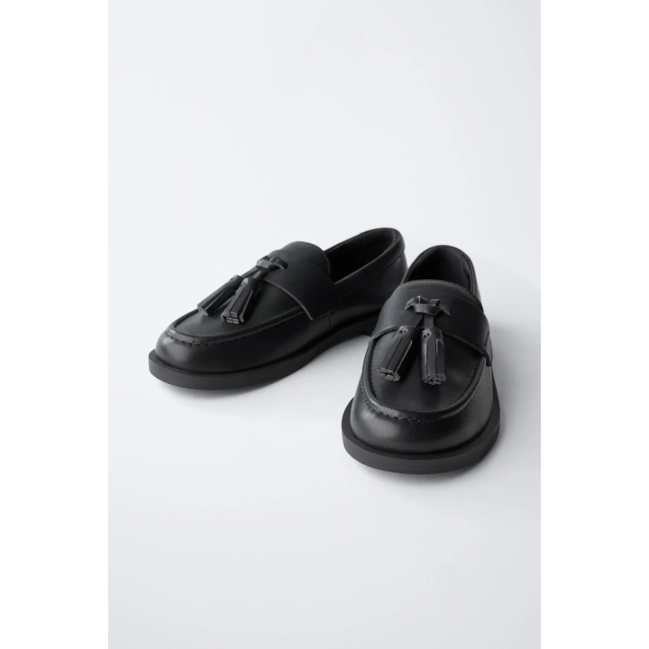 ЛОФЕРЫ С КИСТОЧКАМИ