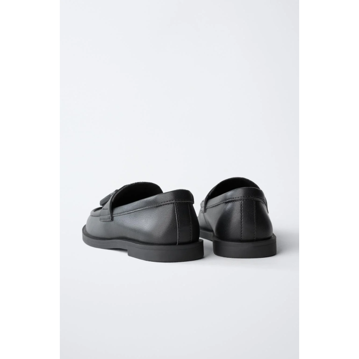 ЛОФЕРЫ С КИСТОЧКАМИ