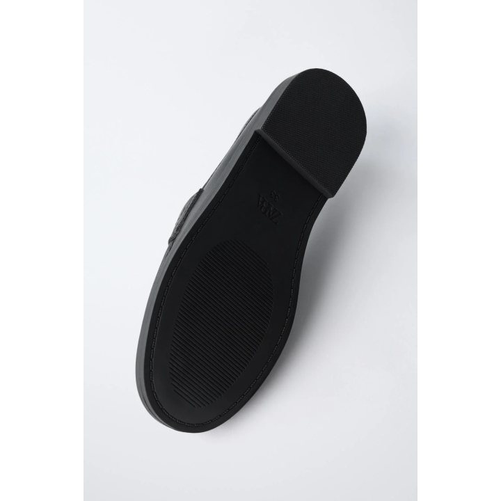 ЛОФЕРЫ С КИСТОЧКАМИ