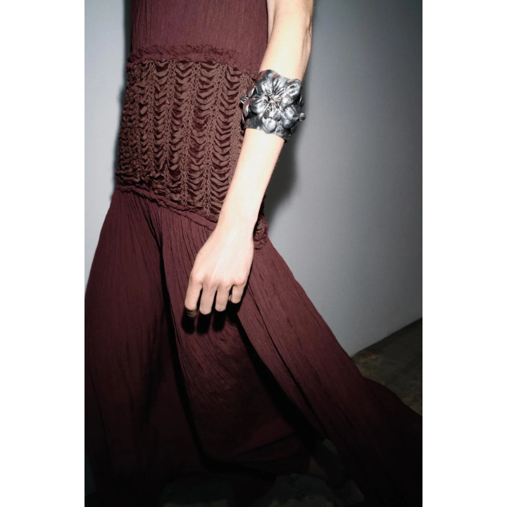 ЖЕСТКИЙ БРАСЛЕТ С ЦВЕТАМИ