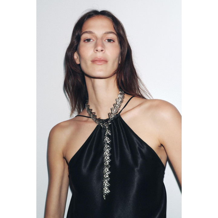 МЕТАЛЛИЧЕСКОЕ ОЖЕРЕЛЬЕ С ЛИСТЬЯМИ