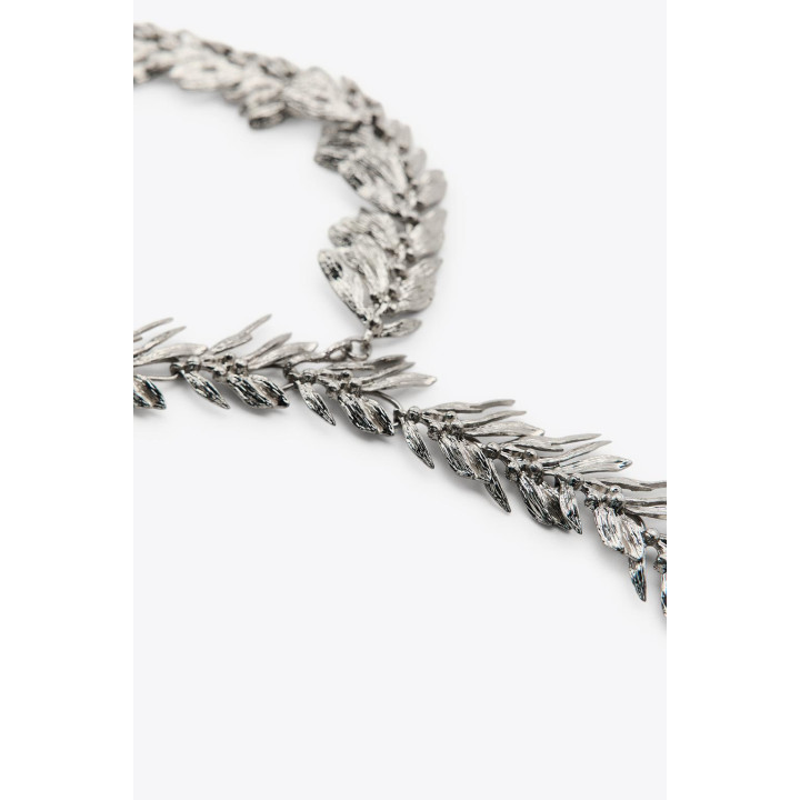 МЕТАЛЛИЧЕСКОЕ ОЖЕРЕЛЬЕ С ЛИСТЬЯМИ