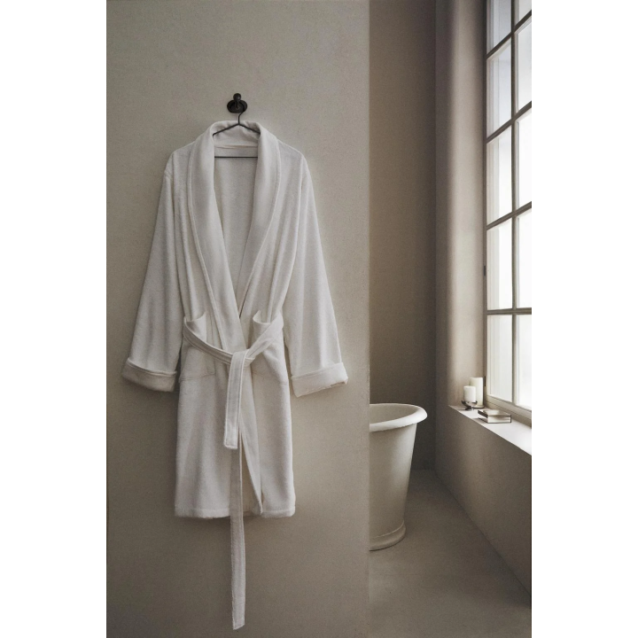 COTTON BATHROBE WITH APPLIQUÉ FABRIC