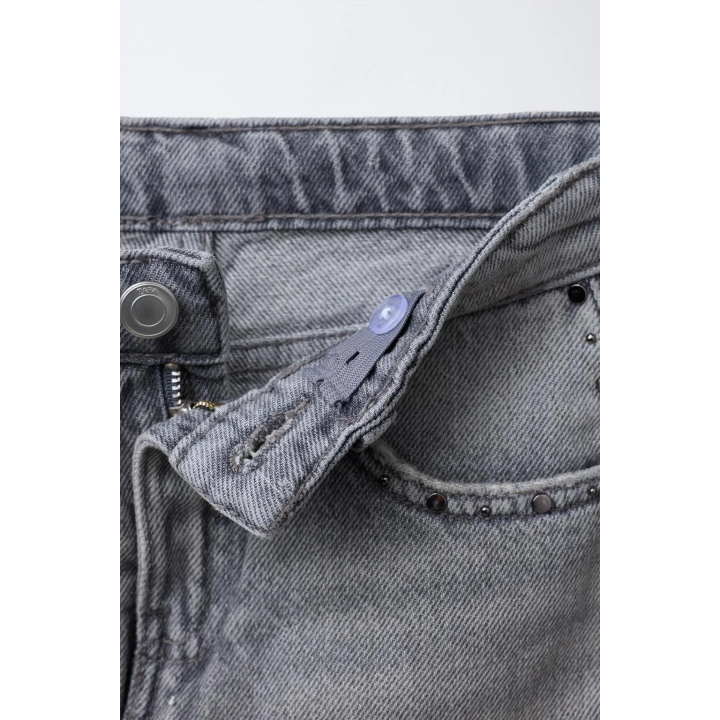 ДЖИНСОВАЯ ЮБКА-ШОРТЫ С ЗАКЛЕПКАМИ