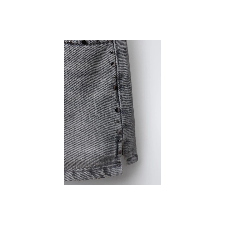 ДЖИНСОВАЯ ЮБКА-ШОРТЫ С ЗАКЛЕПКАМИ