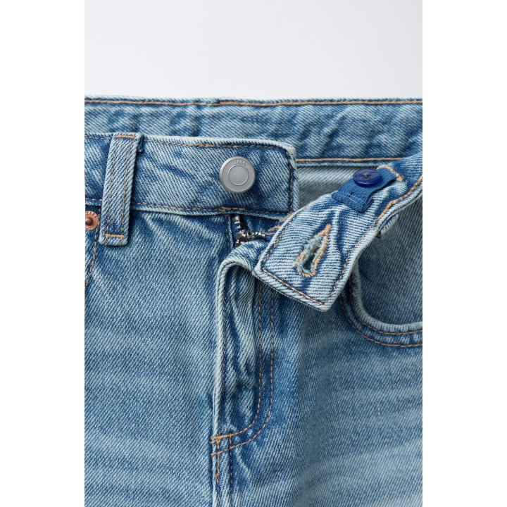 ДЖИНСЫ STRAIGHT С ЗАПЛАТКАМИ-СЕРДЕЧКАМИ