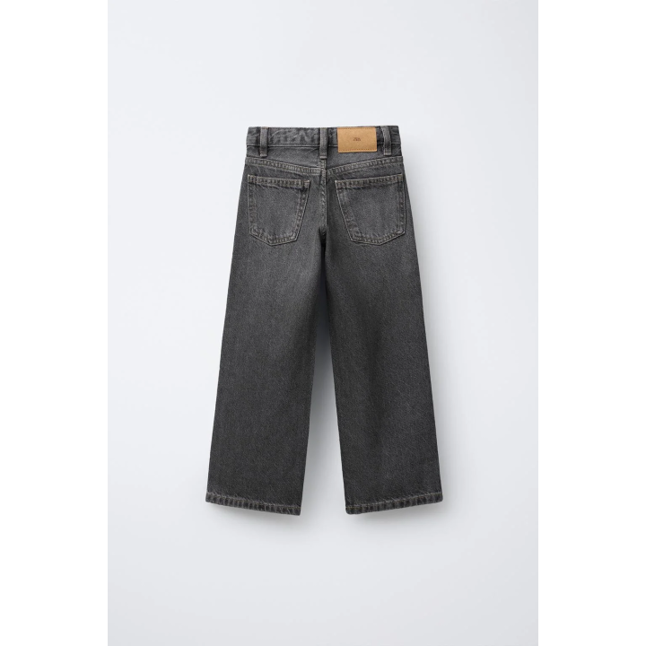 ДЖИНСЫ STRAIGHT С ЗАКЛЕПКАМИ