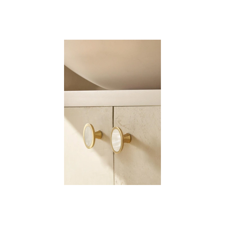 PACK OF OVAL MOTHER-OF-PEARL DOOR KNOBS (PACK OF 2)