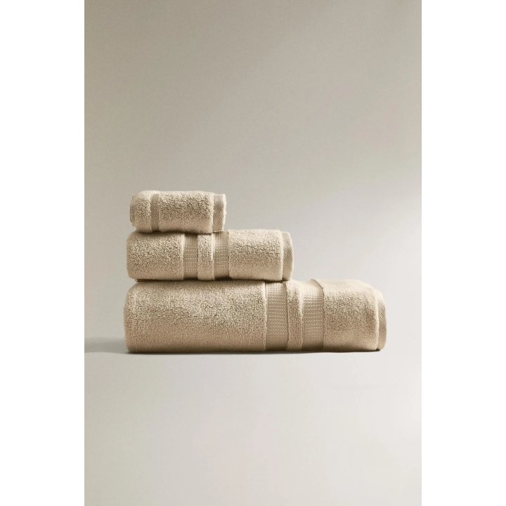 EXTRA SOFT DOUBLE BORDER BATH TOWEL