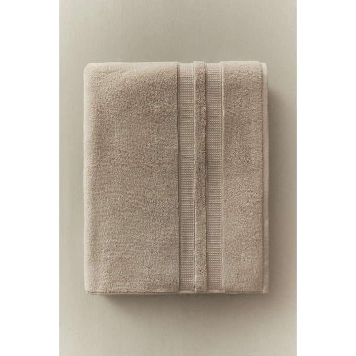 EXTRA SOFT DOUBLE BORDER BATH TOWEL