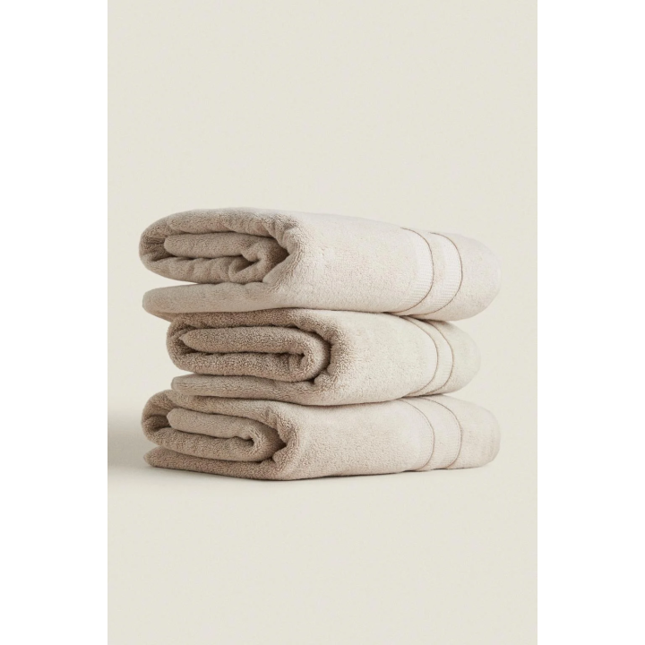EXTRA SOFT DOUBLE BORDER BATH TOWEL