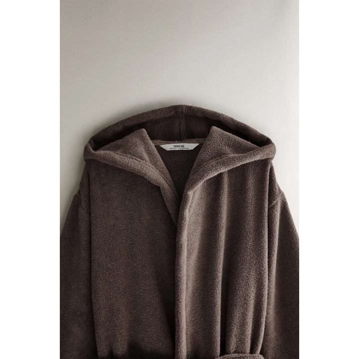 EXTRA SOFT HOODED BATHROBE (380 GXM²)