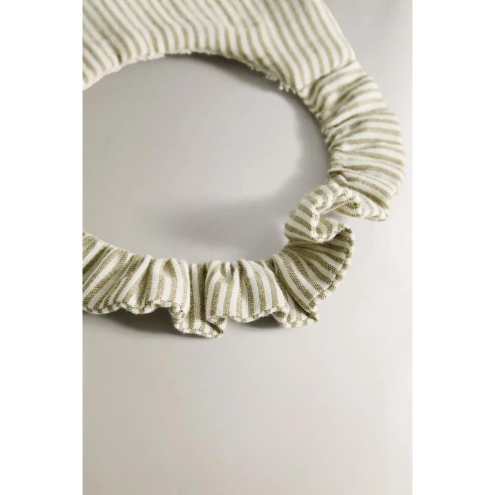 STRIPED MUSLIN BABY BIB