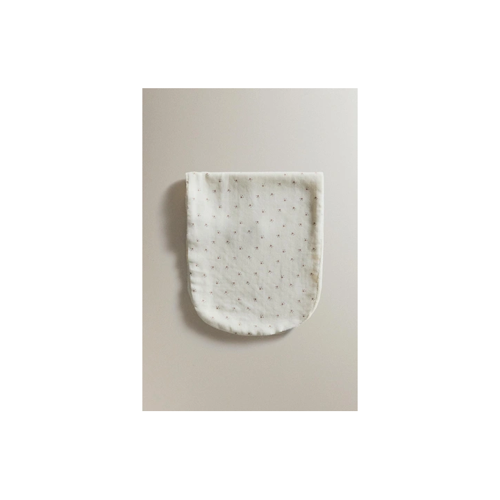 CHILDREN'S FLORAL SHOULDER BIB