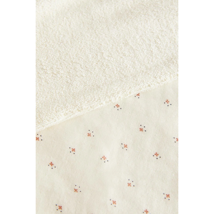 CHILDREN'S FLORAL SHOULDER BIB