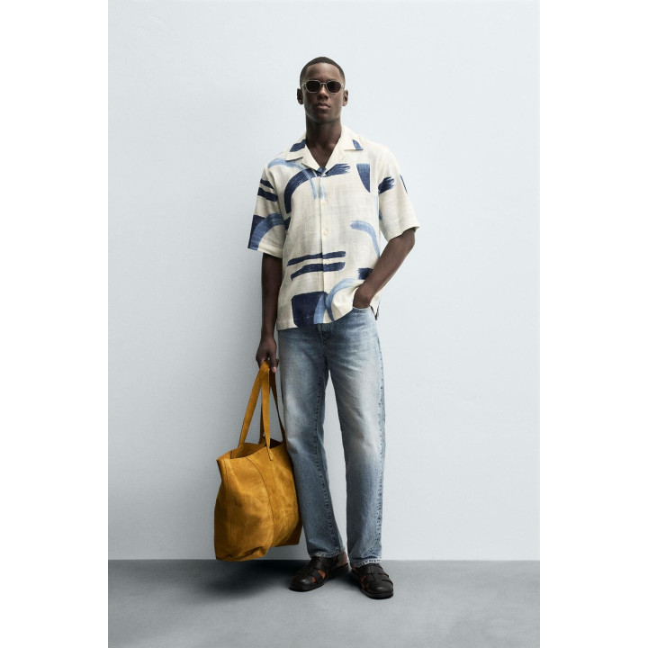 РУБАШКА С АБСТРАКТНЫМ ПРИНТОМ