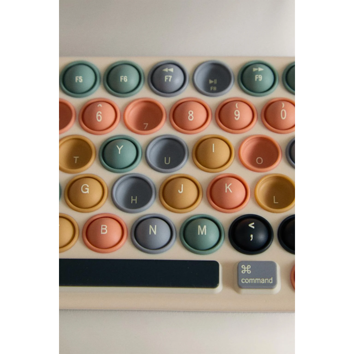 Детская игрушечная клавиатура