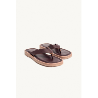 Кожаные сандалии