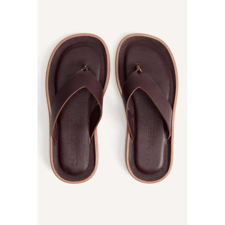 Кожаные сандалии