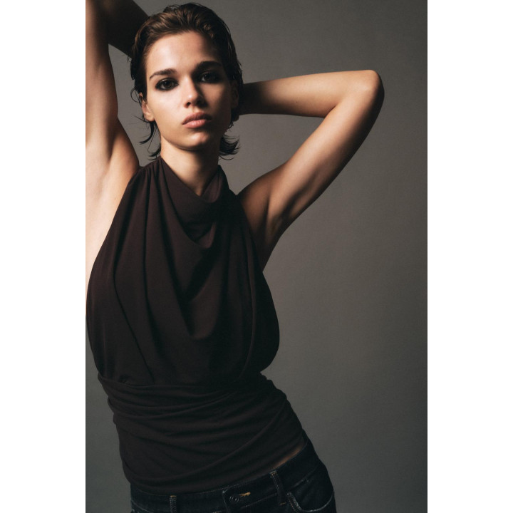 ТОП С ГОРЛОВИНОЙ ХАЛТЕР И ДРАПИРОВКОЙ