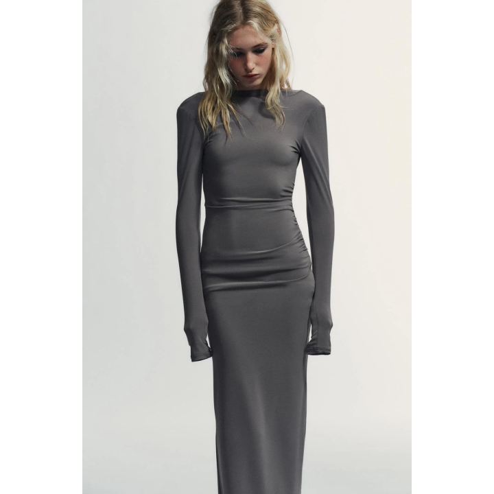 ПЛАТЬЕ МИДИ С ДРАПИРОВКОЙ И ПОДПЛЕЧНИКАМИ