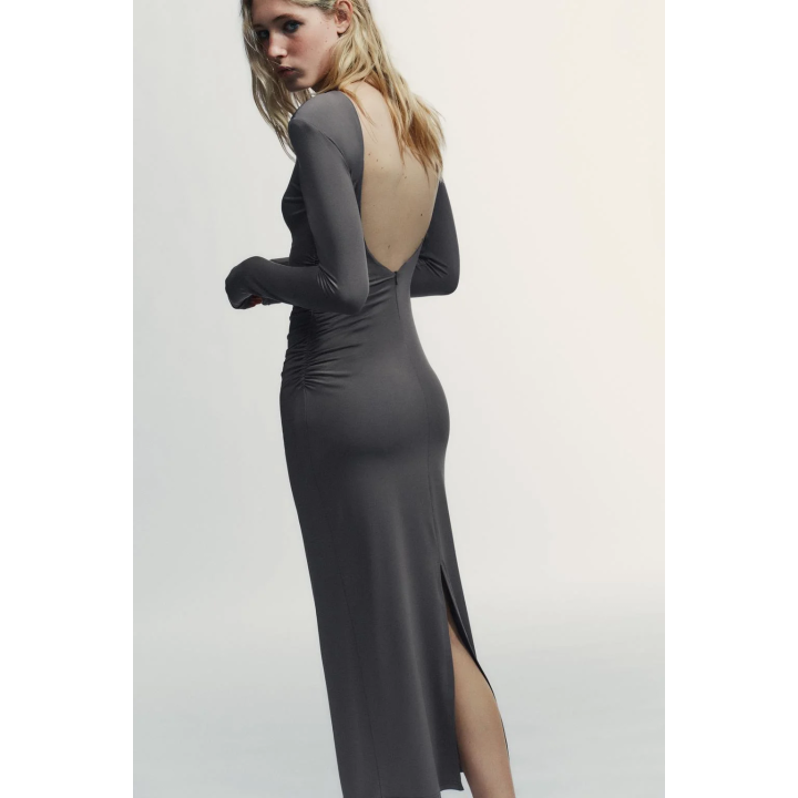 ПЛАТЬЕ МИДИ С ДРАПИРОВКОЙ И ПОДПЛЕЧНИКАМИ