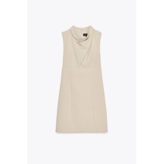 КОРОТКОЕ ПЛАТЬЕ С ДРАПИРОВАННЫМ ВЫРЕЗОМ