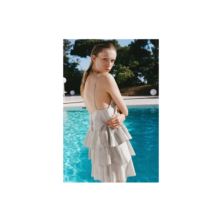 КОРОТКОЕ ПЛАТЬЕ С ВОЛАНАМИ