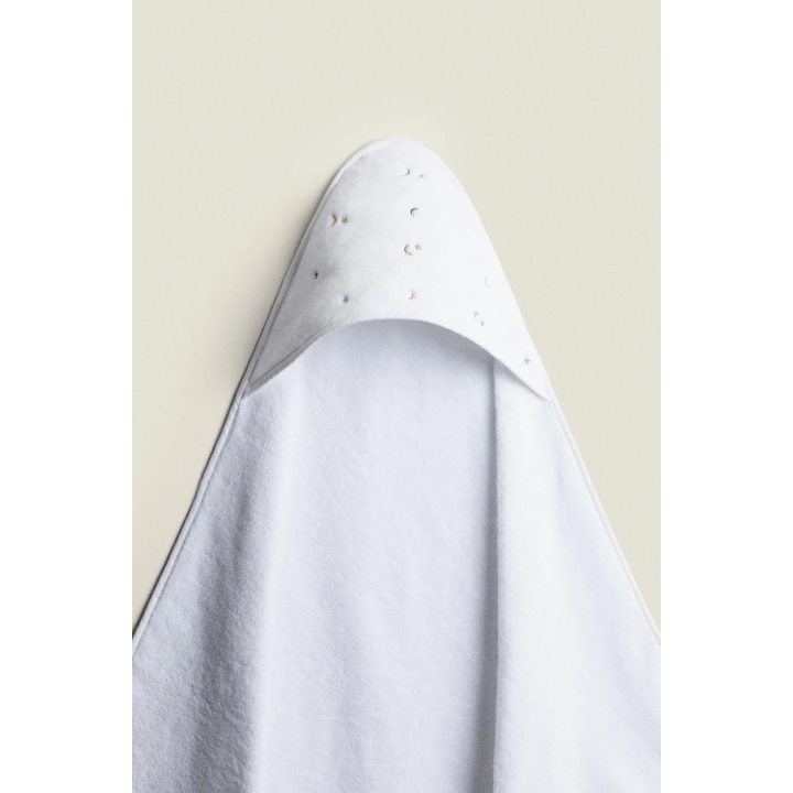 MOON AND STAR HOODED BABY TOWEL