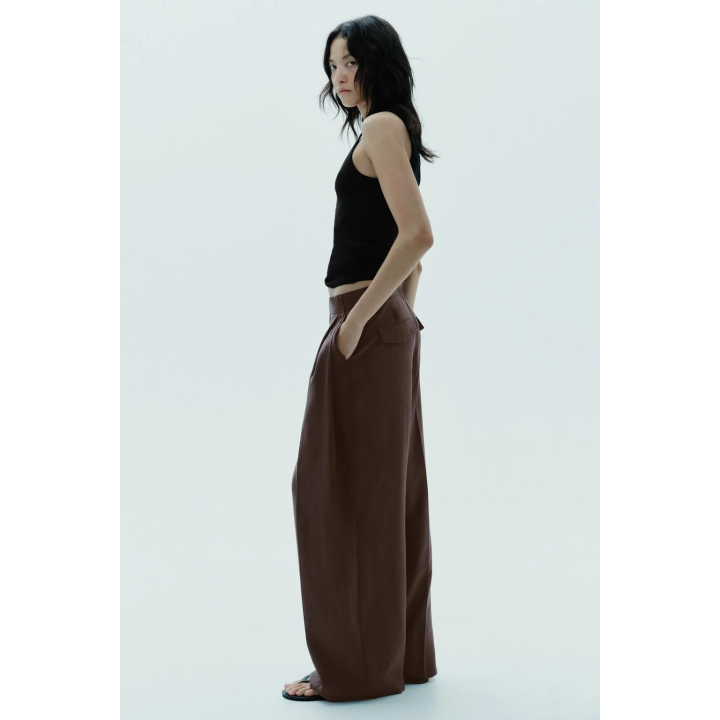 БРЮКИ С ДВОЙНЫМИ ЗАЩИПАМИ И КЛАПАНАМИ