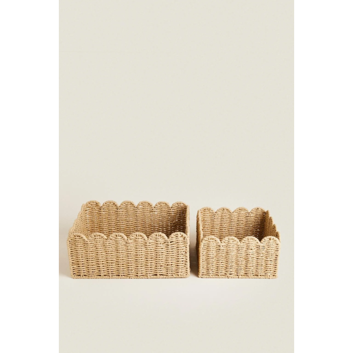 SMALL SCALLOPED BASKET