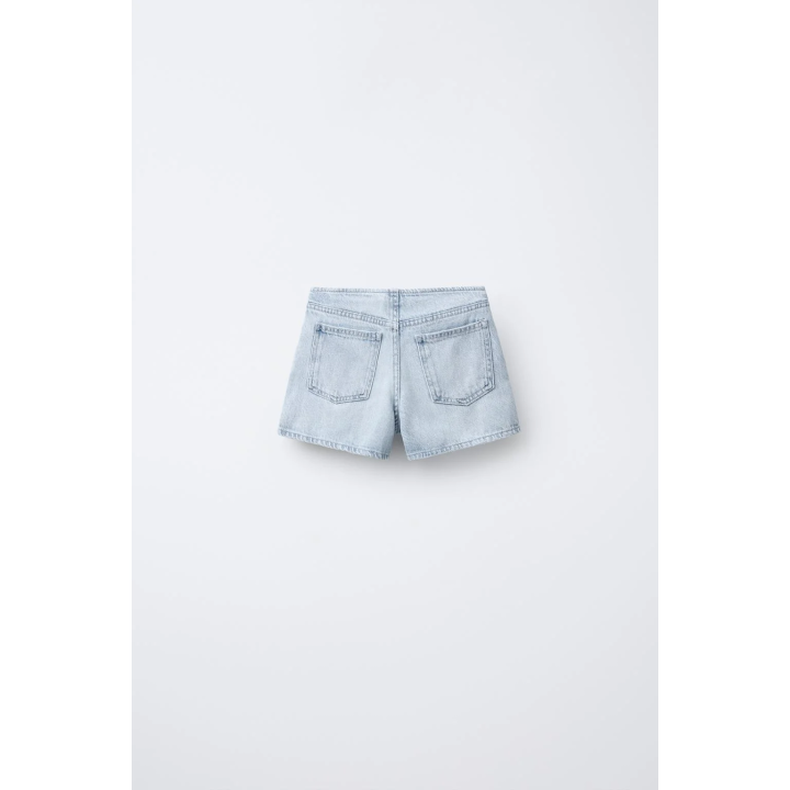 ДЖИНСОВЫЕ БЕРМУДЫ БЕЗ ПОЯСА С ПУГОВИЦАМИ