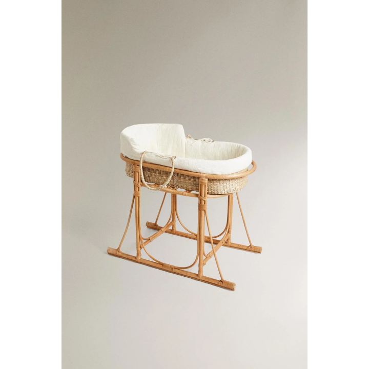 RATTAN MOSES BASKET