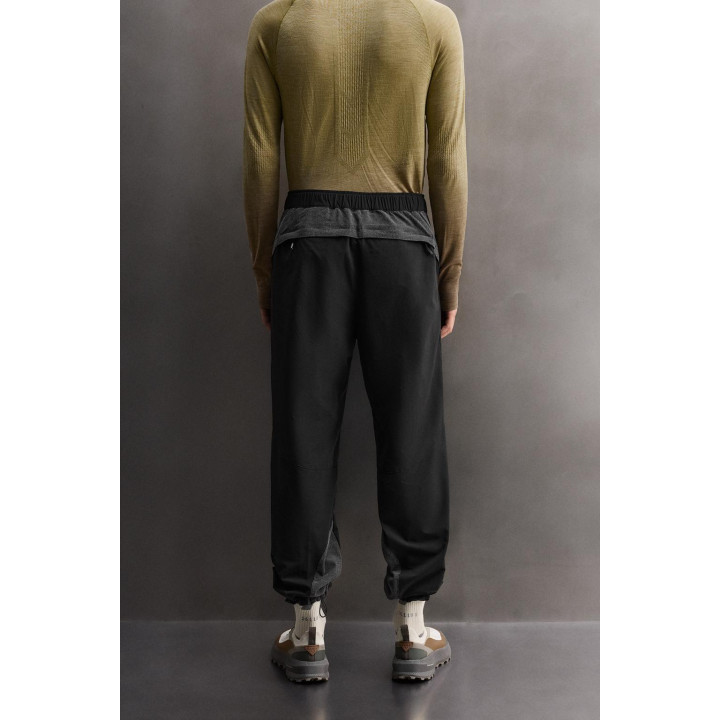 БРЮКИ ИЗ КОМБИНИРОВАННОЙ ВЫСОКОТЕХНОЛОГИЧНОЙ ТКАНИ С РЕМНЕМ