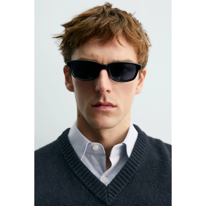 ШЕРСТЯНОЙ СВИТЕР С V-ОБРАЗНЫМ ВЫРЕЗОМ AARON LEVINE X ZARA