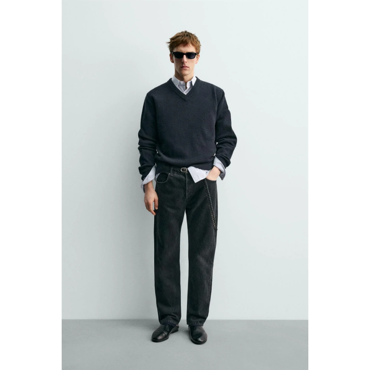 ШЕРСТЯНОЙ СВИТЕР С V-ОБРАЗНЫМ ВЫРЕЗОМ AARON LEVINE X ZARA