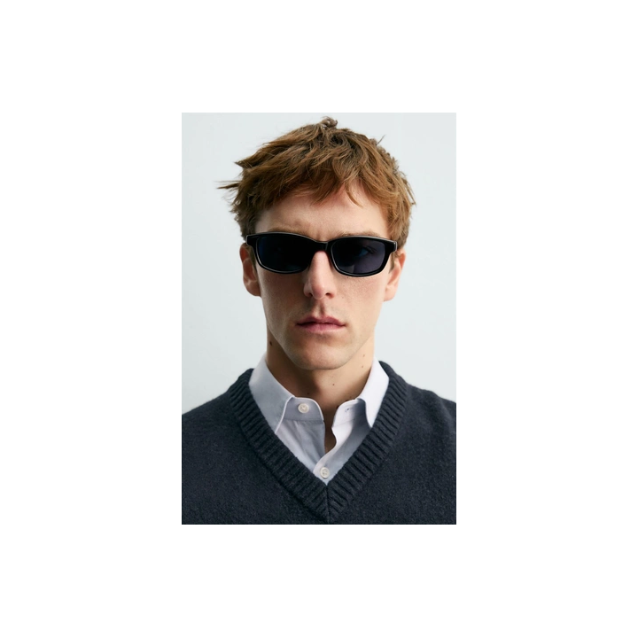 ШЕРСТЯНОЙ СВИТЕР С V-ОБРАЗНЫМ ВЫРЕЗОМ AARON LEVINE X ZARA