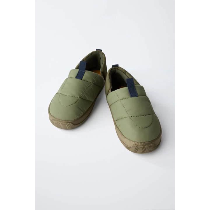 СТЕГАНЫЕ КРОССОВКИ