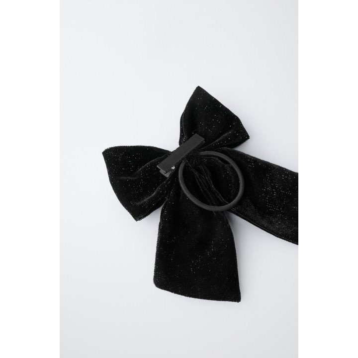 БАРХАТНАЯ РЕЗИНКА ДЛЯ ВОЛОС С БЛЕСТЯЩИМИ БАНТАМИ