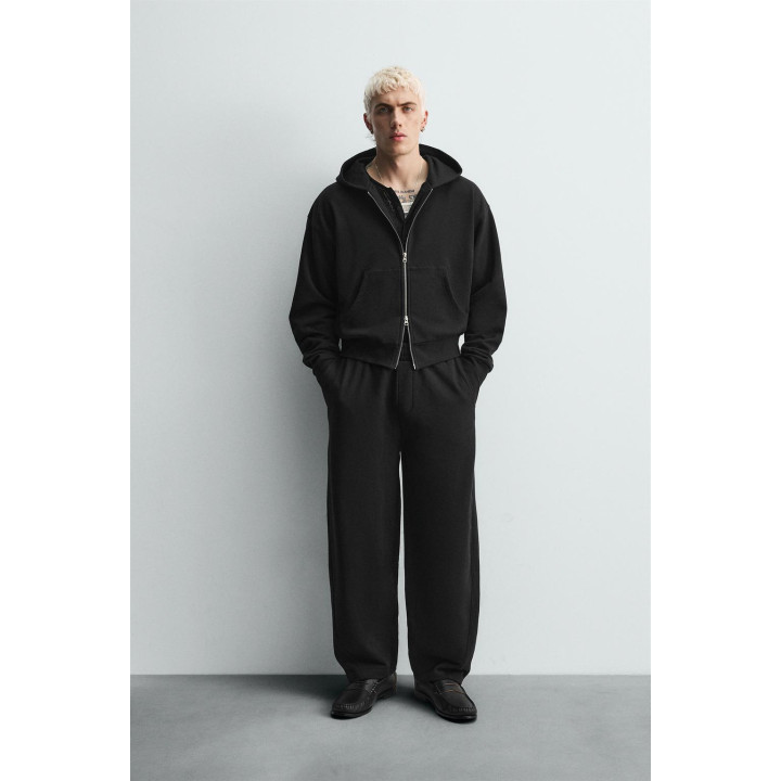 УКОРОЧЕННАЯ ТОЛСТОВКА С КАПЮШОНОМ