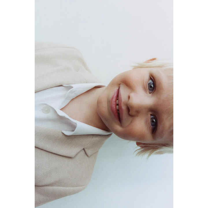 КОСТЮМНЫЙ БЛЕЙЗЕР КОМФОРТНОЙ ПОСАДКИ