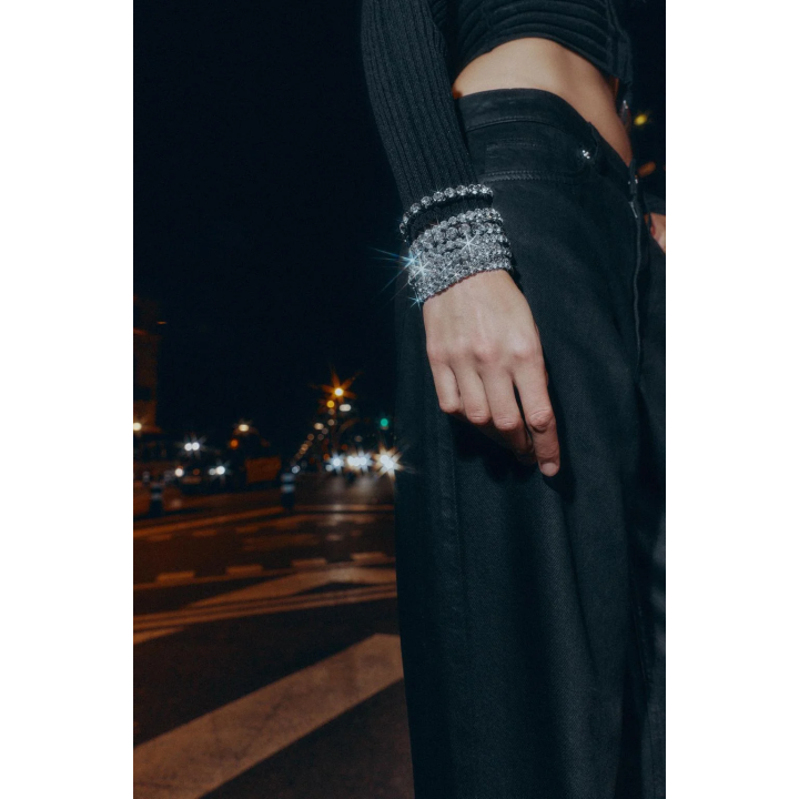 НАБОР ЭЛАСТИЧНЫХ БРАСЛЕТОВ С УКРАШЕНИЯМИ